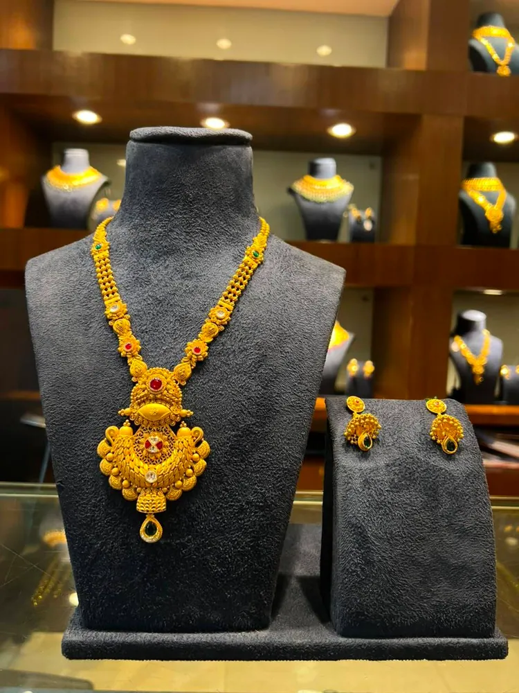 Royal Peacock Pendant Necklace Set
